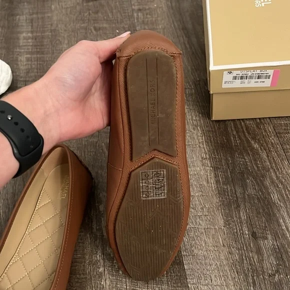 Michael Kors shoes - Picture 4 of 4